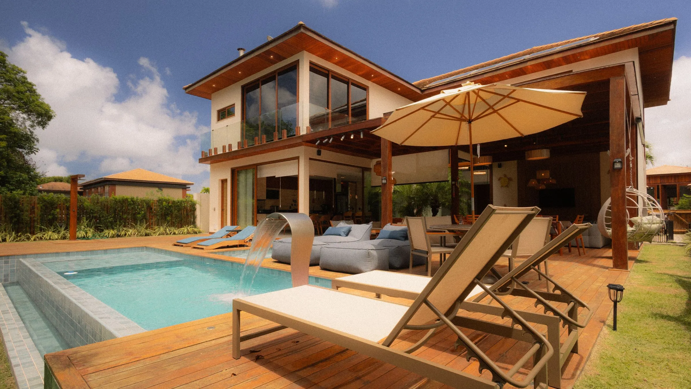 Luxury Fractional Ownership: Private-Home Access Without the Full Price. What’s the Catch?