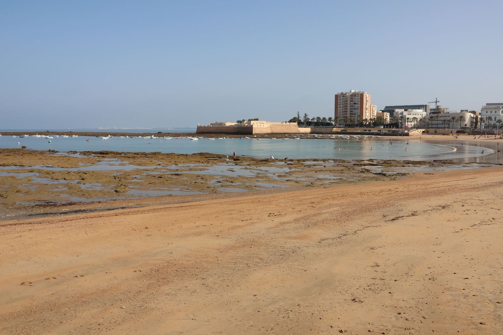 Cadiz Real Estate lifestyle