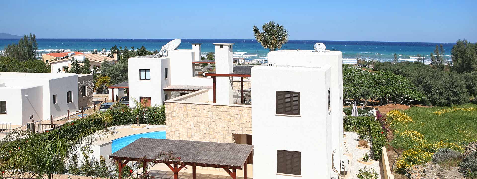 Villa — Argaka